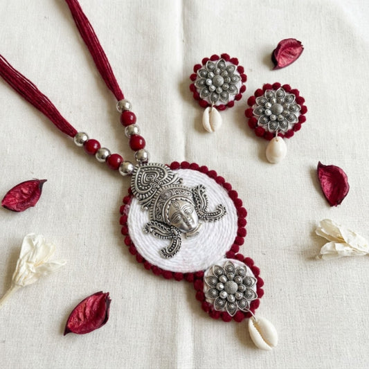 Maa no Shangaar Red Pendant Set