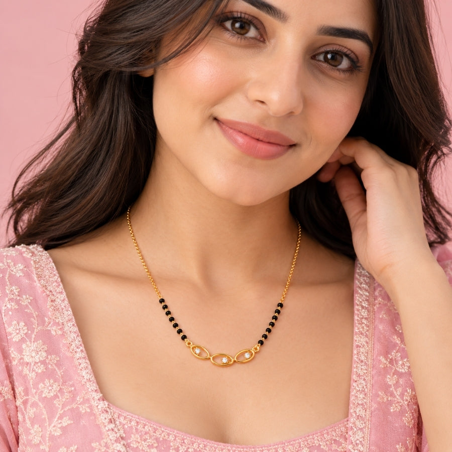 Trinayani Oval Mangalsutra