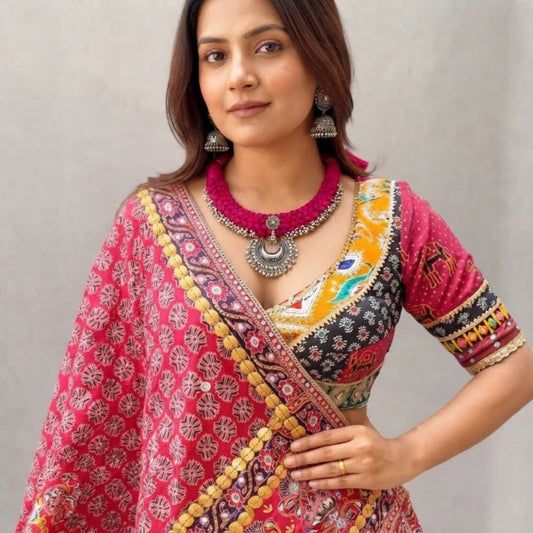 Gulabi Chand Dori Oxidised Necklace Set