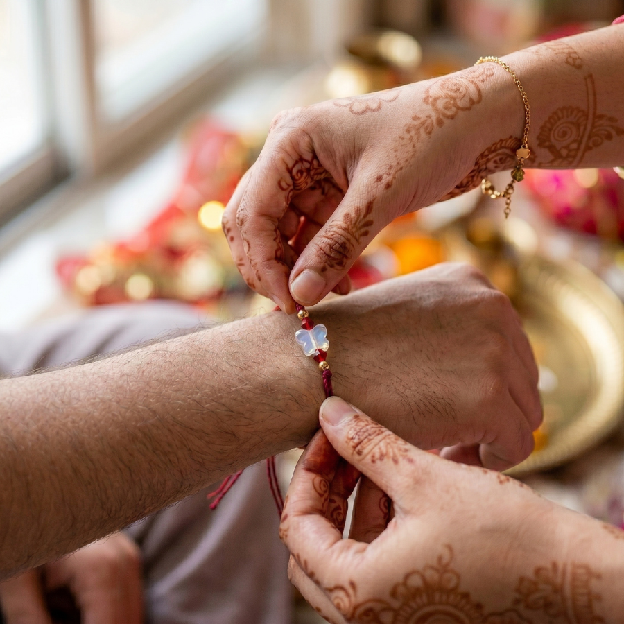 Red Blossom Rakhi