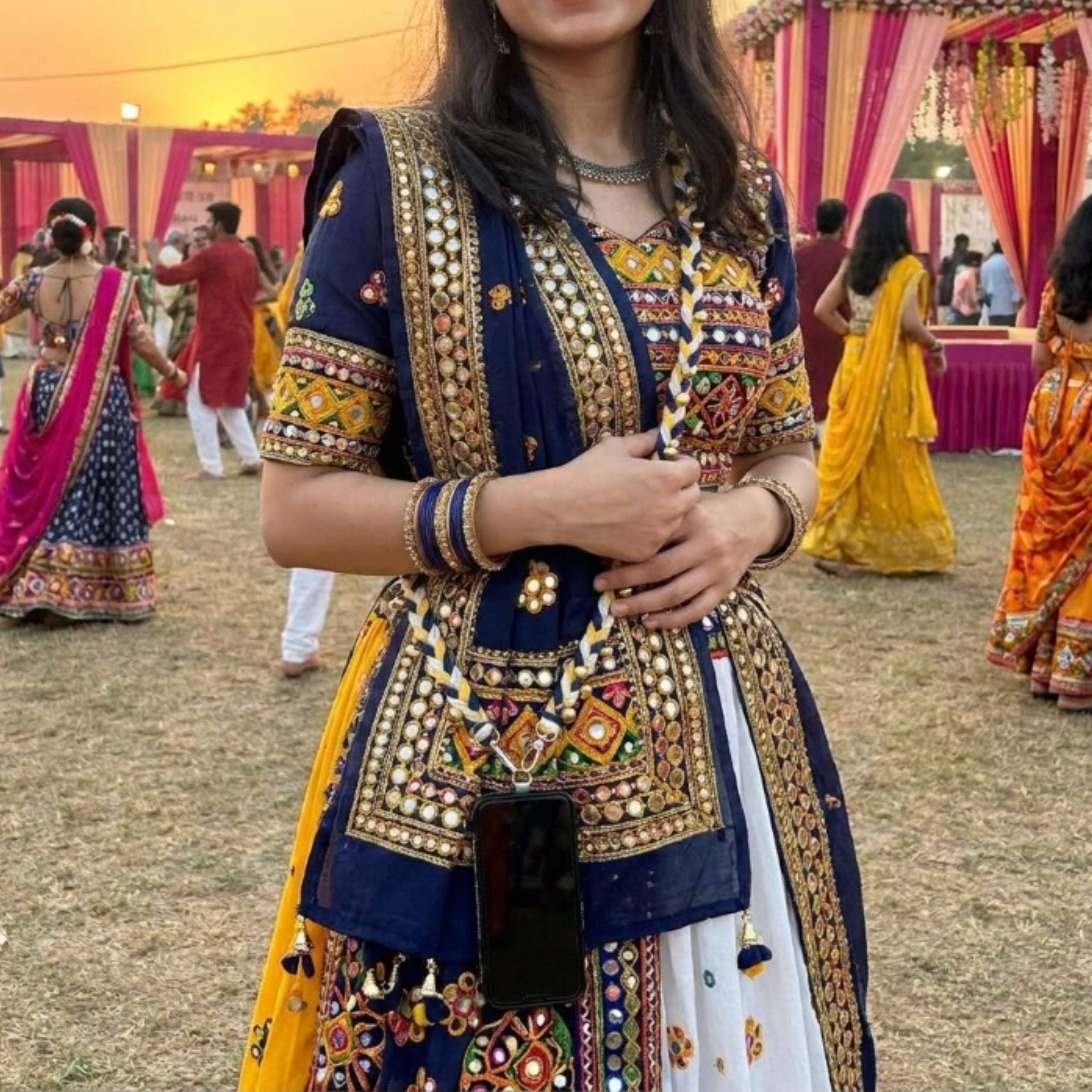 Rangtaali Braided Mobile Latkan - image 1