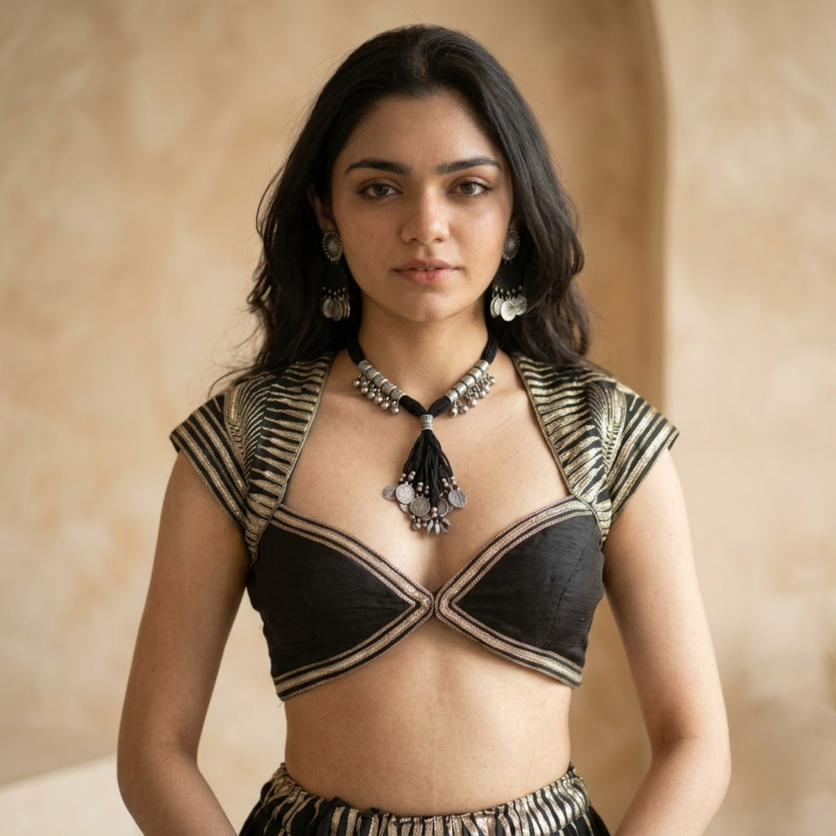 Kaali Dhaga Sikka Latkan Necklace Set