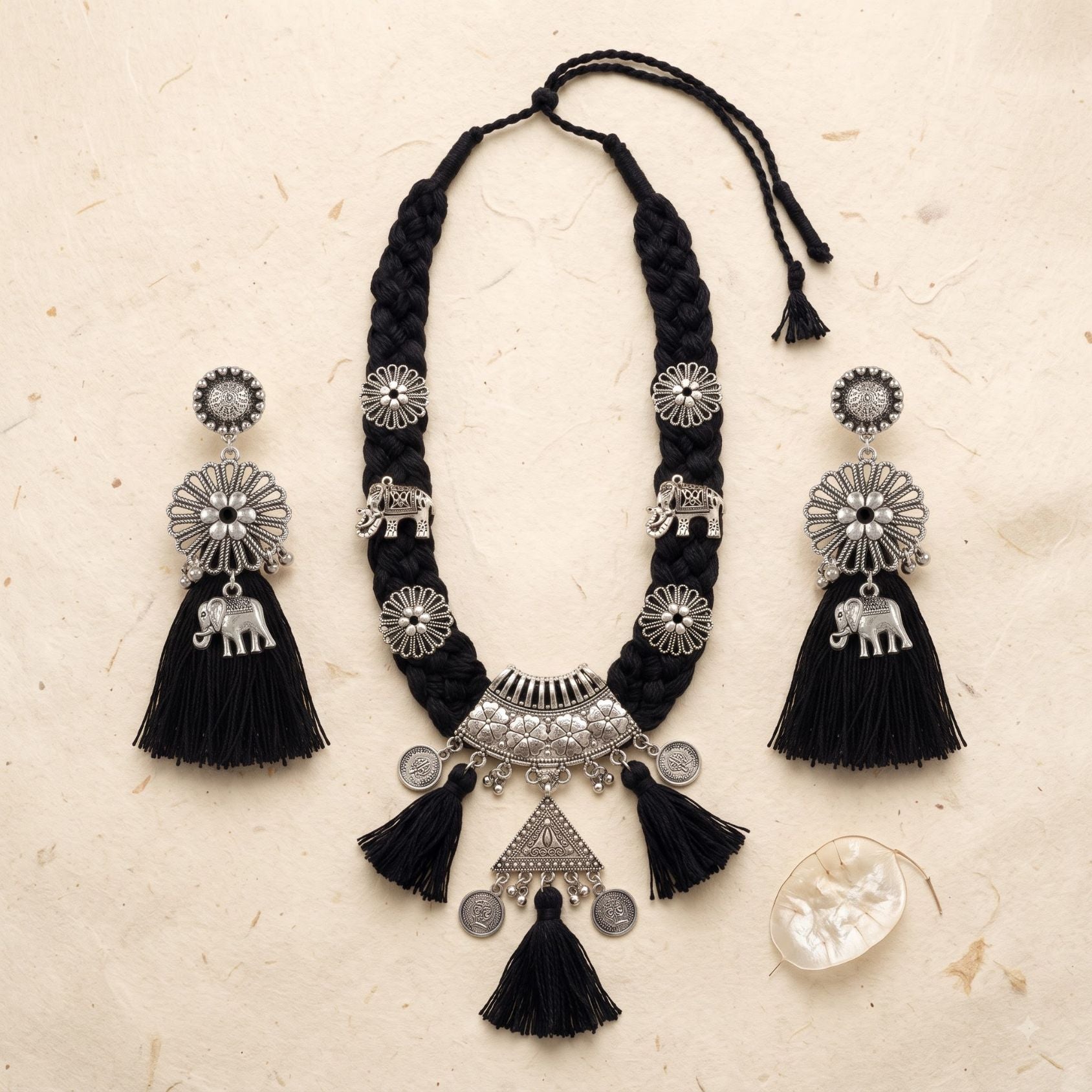 Kaali Gajraaj Phool Tassel Necklace Set - image 3