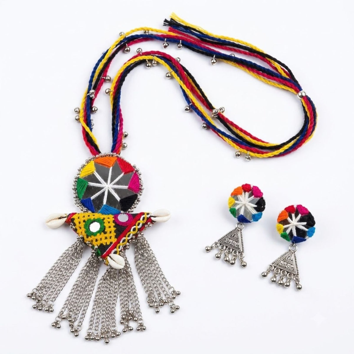 Navrang Abhla Kodi Tassel Necklace Set - view 2
