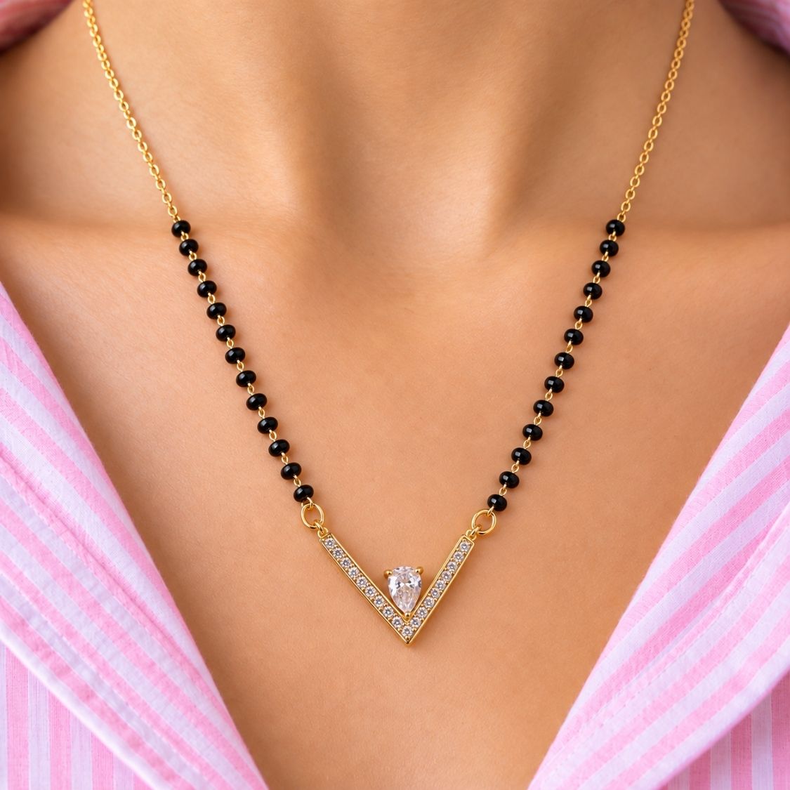 Vijaya Pave V Mangalsutra - photo 1