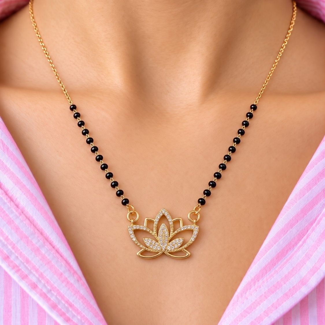 Neelkamal Lotus Mangalsutra - photo 1