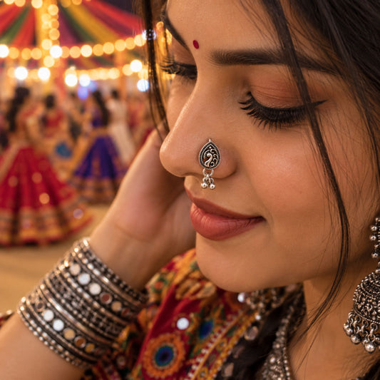 Navratri Leaf Paisley Oxidised Nose Pin - view 1
