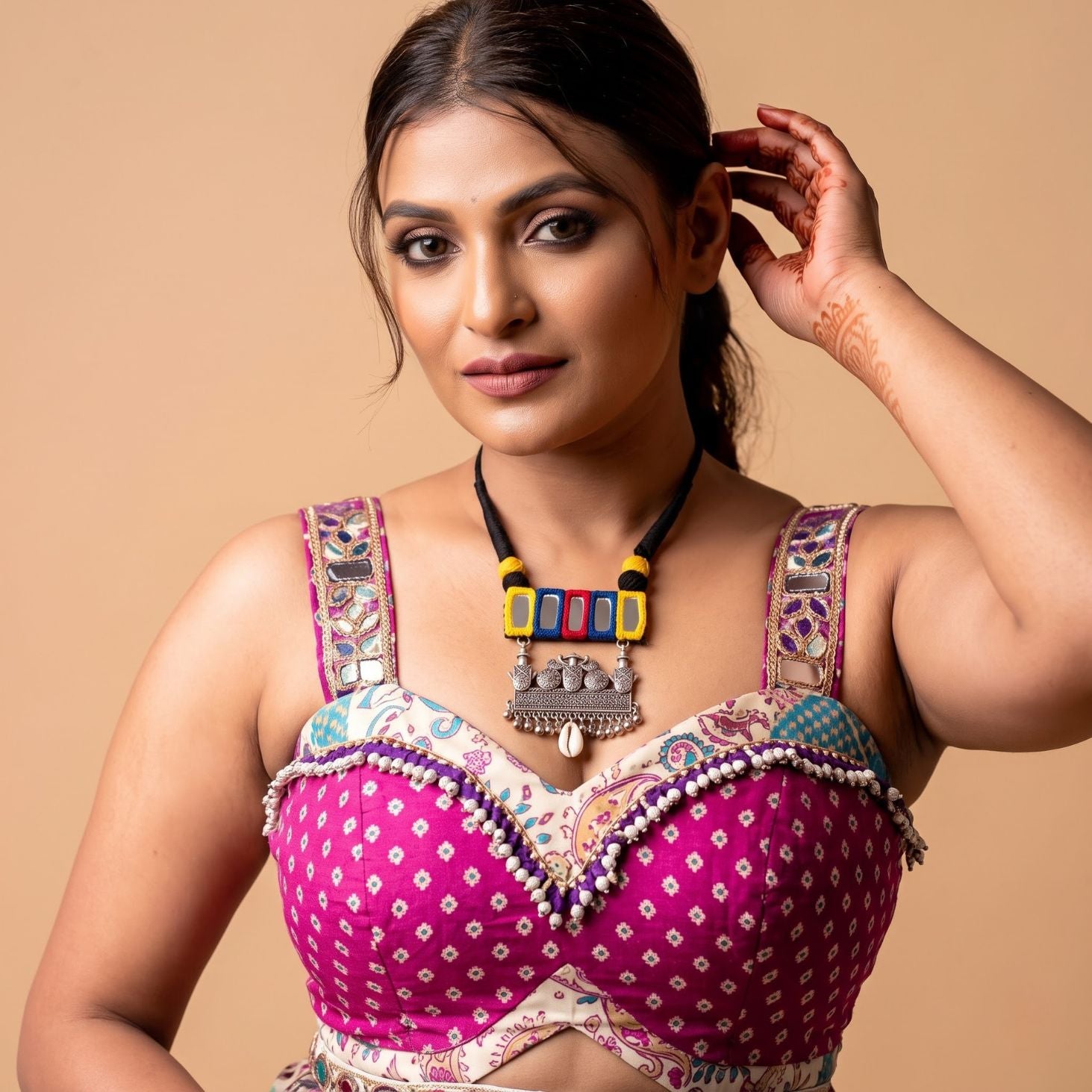 Navrang Abhla Mandir Oxidised Necklace - image 2