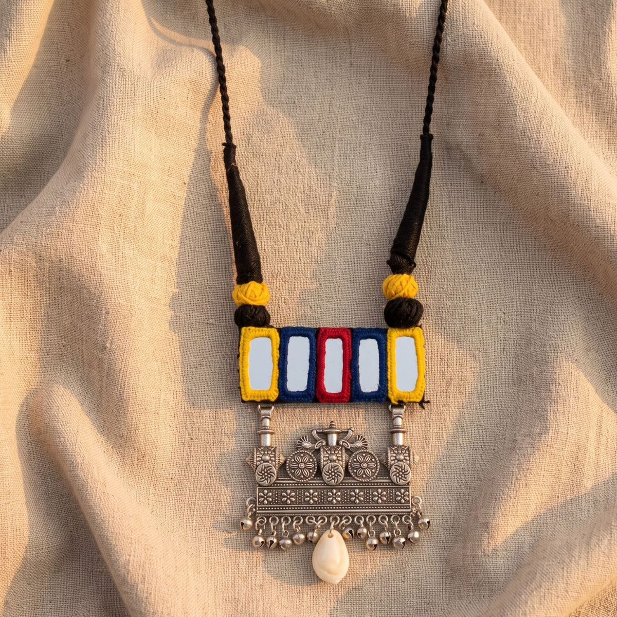 Navrang Abhla Mandir Oxidised Necklace - image 4