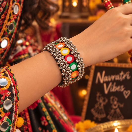 Navrang Abhla Ghughri Cuff Kada - image 4
