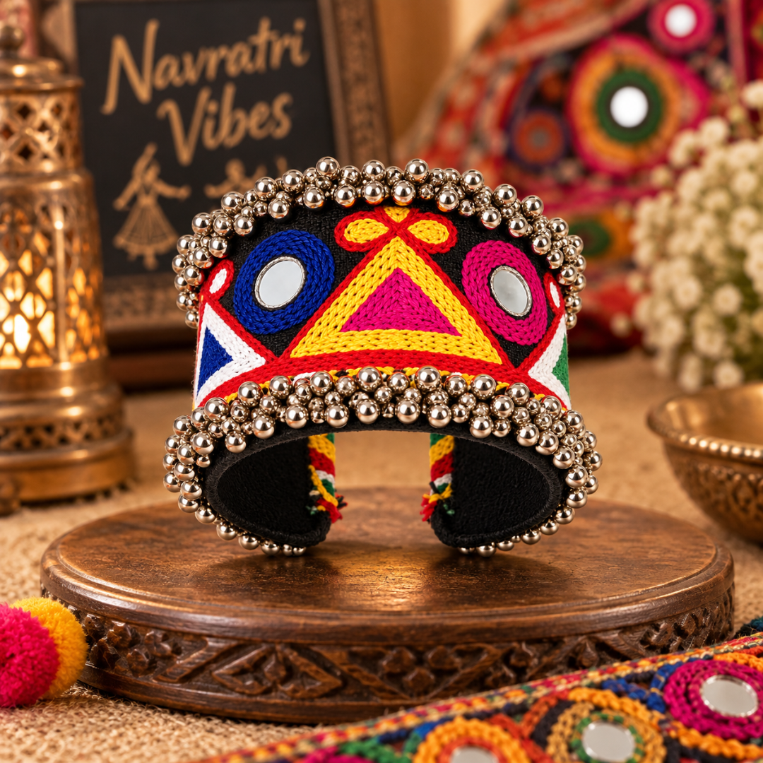 Trikon Navrang Abhla Ghughri Cuff Kada - image 2