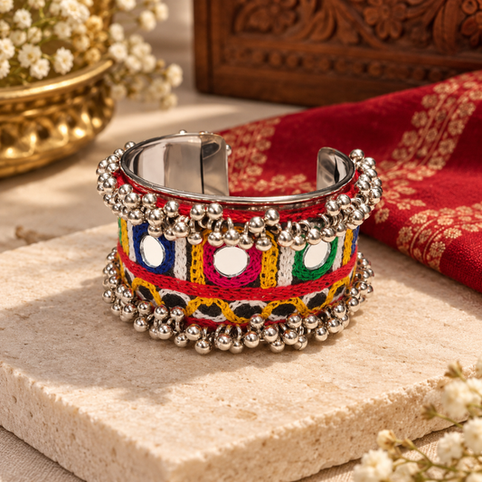 Dholida Navrang Abhla Ghughri Cuff Kada - image 2